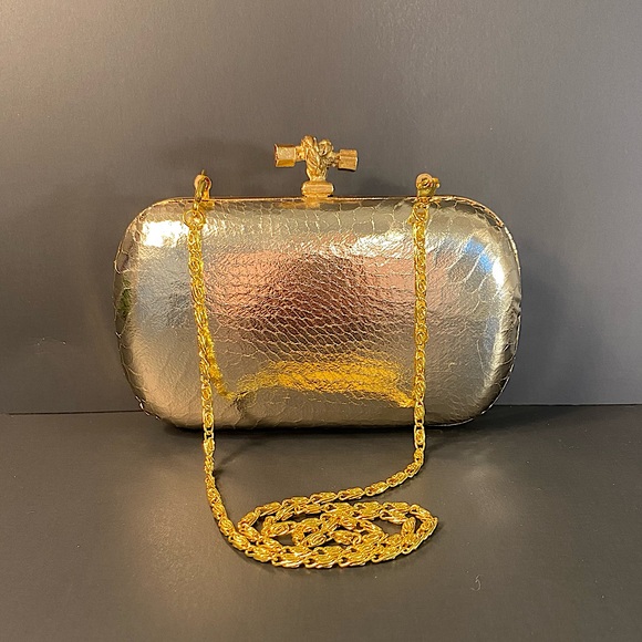 Source Unknown Handbags - Jay Manuel Attitude Gold Evening Clutch Removable Gold Chain Handle
